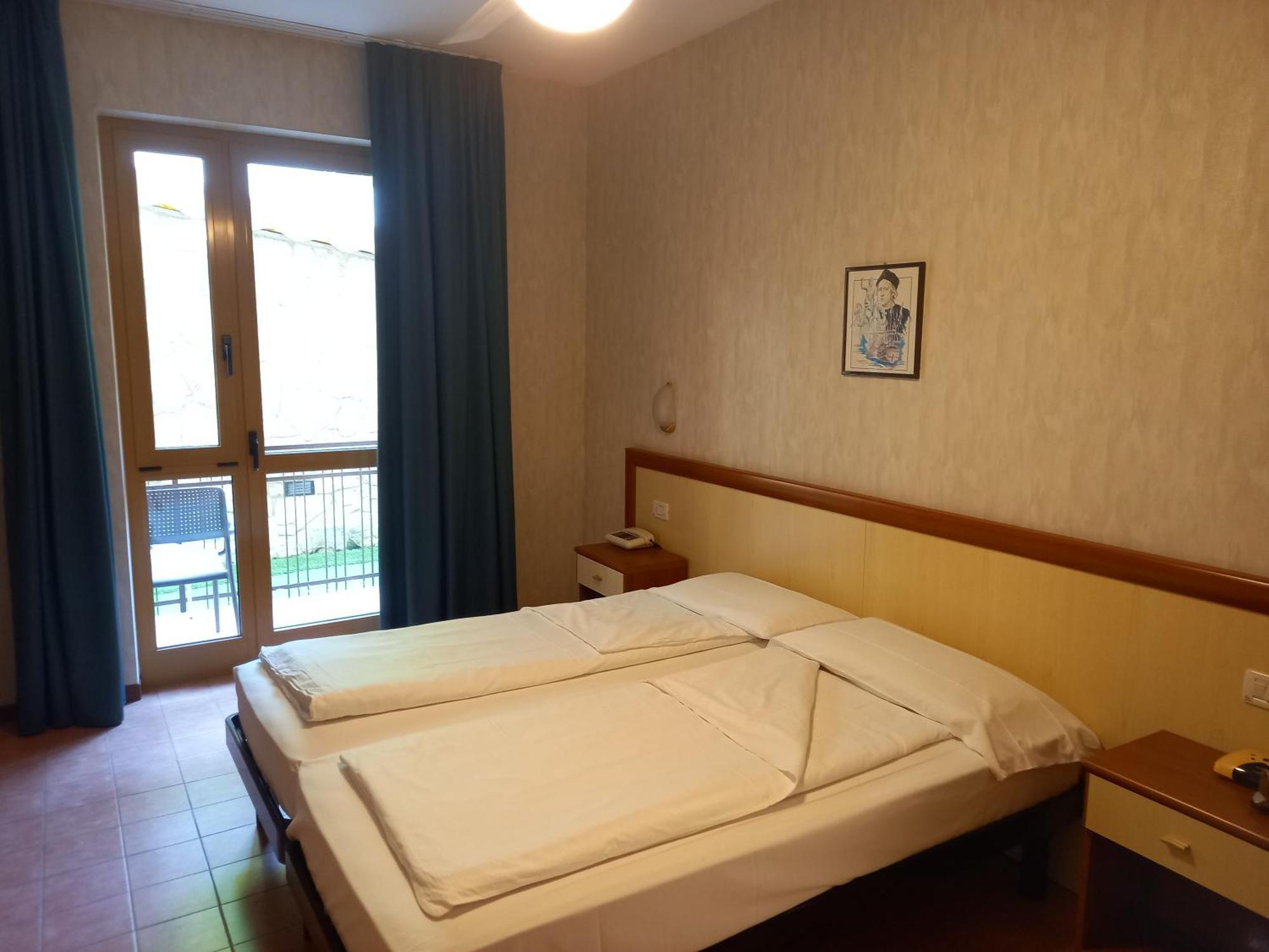 Economy Twin Room with Terrace